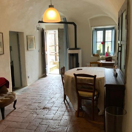 La Garbatella Apartment Erli Bagian luar foto