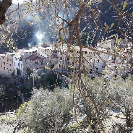 La Garbatella Apartment Erli Bagian luar foto