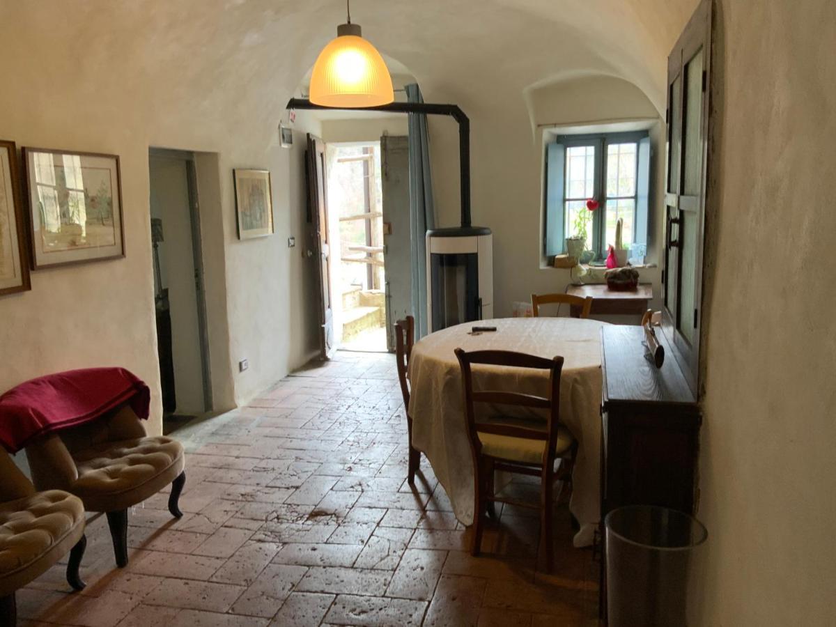 La Garbatella Apartment Erli Bagian luar foto