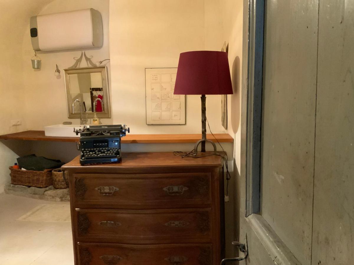 La Garbatella Apartment Erli Bagian luar foto
